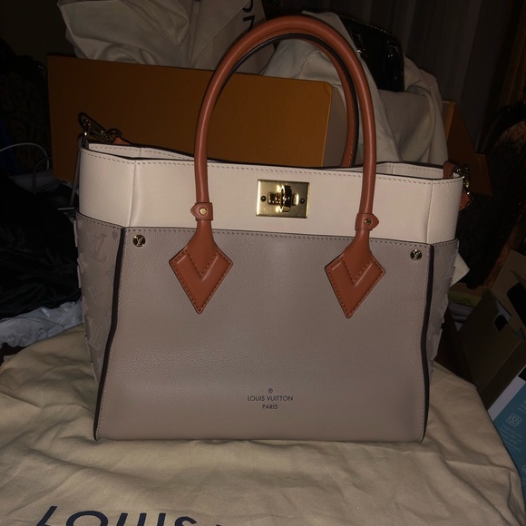 louis vuitton on my side bag